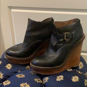 Chloé Black and Brown Wooden Wedges
